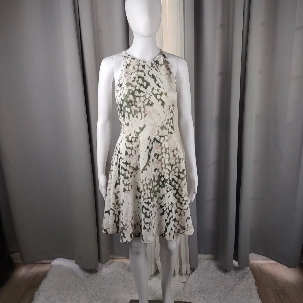 Mossimo White Pink & Green Floral Fit & Flare Sleeveless Knit Dress Crew Neck XS - Picture 2 of 11